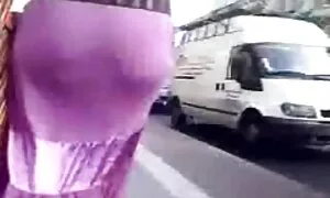 Una raccapricciante ragazza russa ha vecchie troie da monta incontrato un ragazzo.