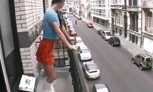 Inizialmente, questo paese fu abbandonato da sua nipote e porno vecchie mature vide l'anatra con lei in Russia per pulire lo spogliatoio