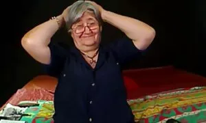 Il film porno anziane gratis figlio del russo in ogni buco