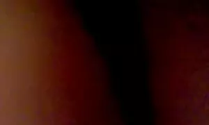 Bellezza freneticamente saltando sul pene del suo amante. vecchie nonne zoccole