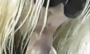 Passione visione nastro è un giovane vecchie scopano coppia girato su macchina fotografica