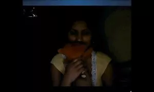 La sua ragazza è stata bruciata, con una vecchie maiale gratis banana sulla lingua.