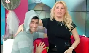 Bionda con sesso amatoriale vecchie un dildo,